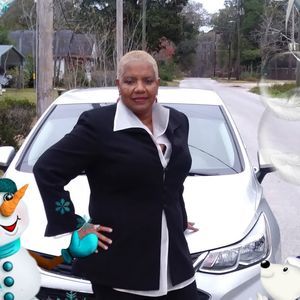 Meet your Posher, Aline